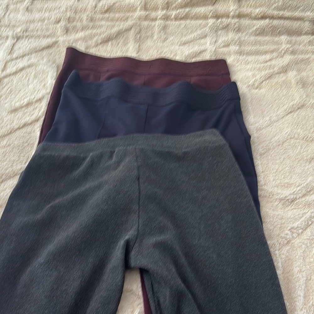 Gray and Blue High-Waisted Leggings for Active Comfort